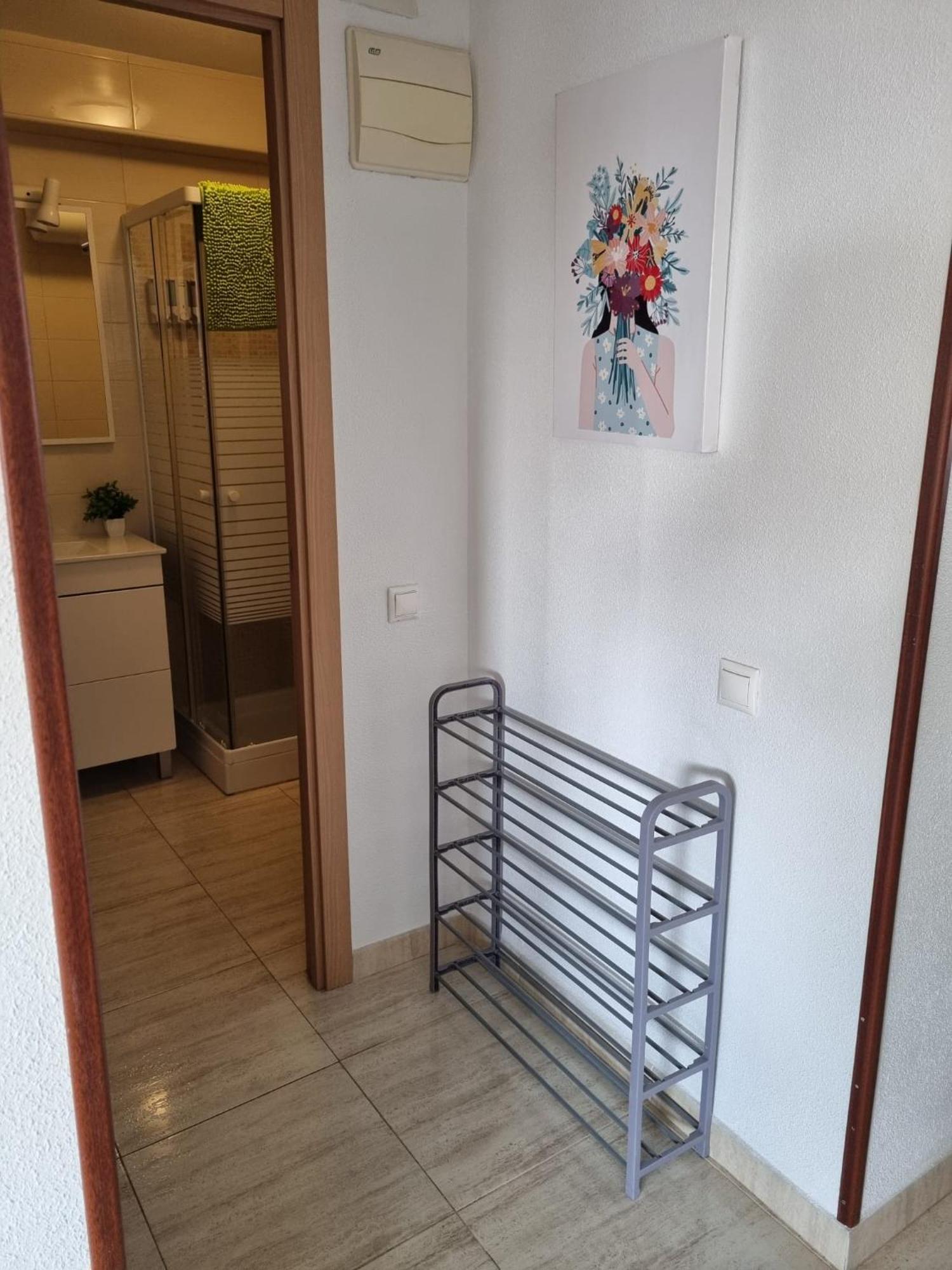 Nuevo Apartamento En Бенидорм Екстериор снимка
